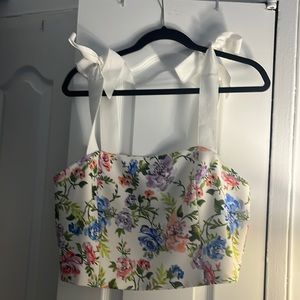Like New Alice and Olivia Floral Crop Top